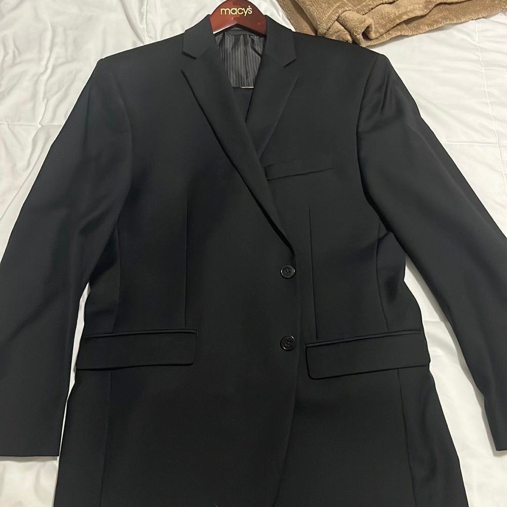 Calvin Klein Black 2-Piece Slim Fit Suit 42R